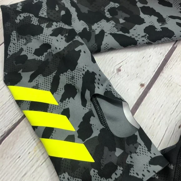 🛍️🛍️SOLD Adidas men's SUPER SUIT running carrera size small - Picture 15 of 16
